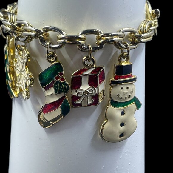 Vintage Holiday Charm Bracelet Gold Christmas Enamel Coquette Whimsical Gift - Picture 6 of 7